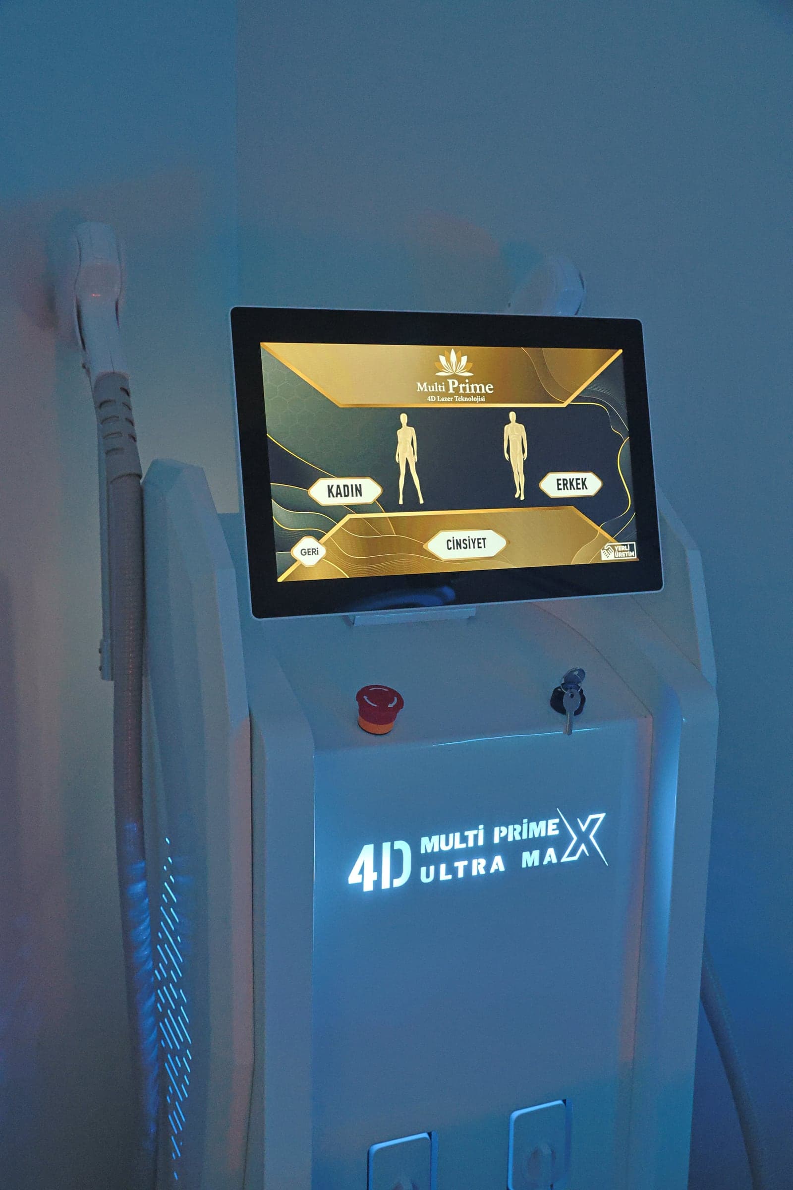 Lunella Beauty Concept Maltepe hydrafacial cihazı uygulama anı